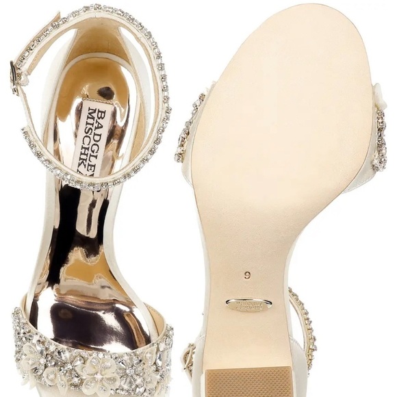 BADGLEY Mischka Finesse Ankle Strap Sandals - Picture 4 of 6